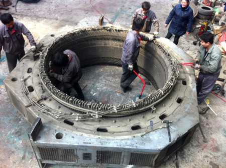 3100KW電機拆解施工中(圖1)